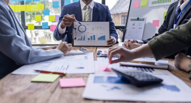 Transforme dúvidas frequentes em conteúdos úteis para educar clientes, gerar autoridade e criar novas oportunidades de marketing.