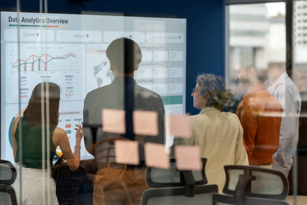 Conquiste consumidores antes da compra com conteúdo educativo, presença digital consistente e construção de confiança.